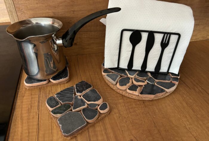Black Set of 3: Unique Trivet & Coasters - Image 3