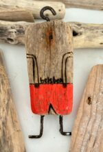 Driftwood Mouse-Bear in Red Shorts – One Chunk of Pure Charm - Image 2