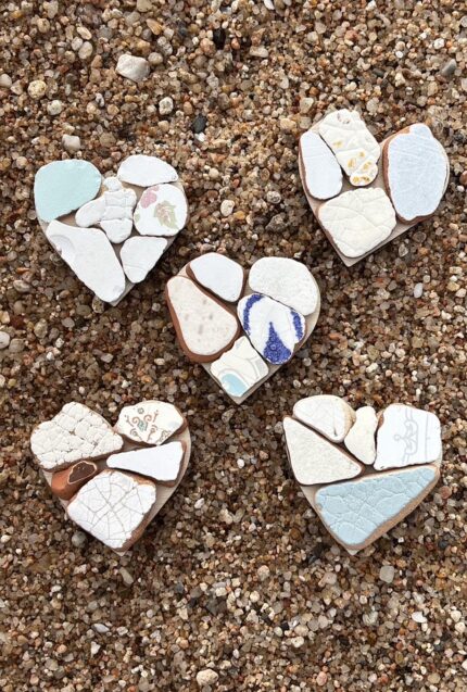 sea tile heart