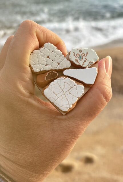 sea tile heart