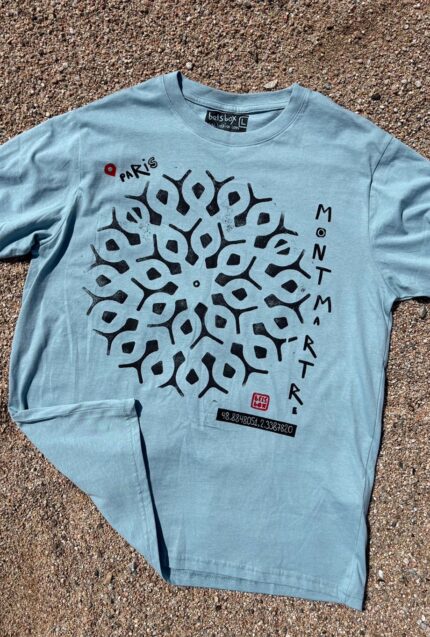 paris/montmartre manhole cover, france