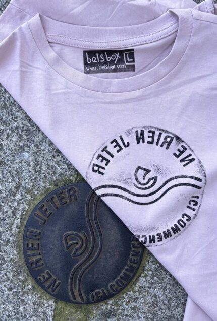 paris manhole cover print on t shirt, france