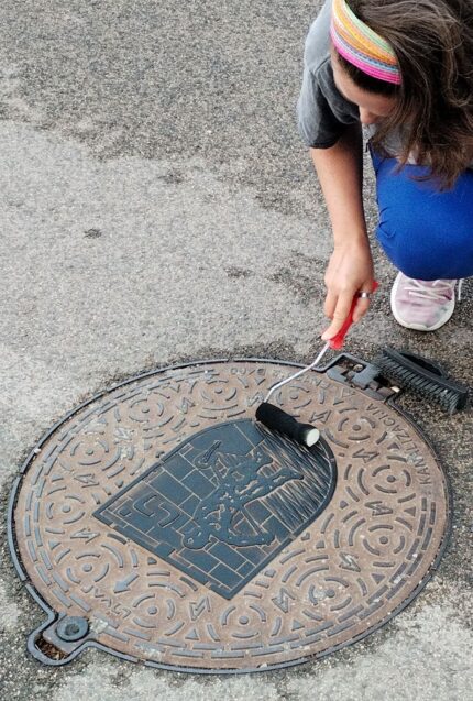 bar manhole cover print, montenegro