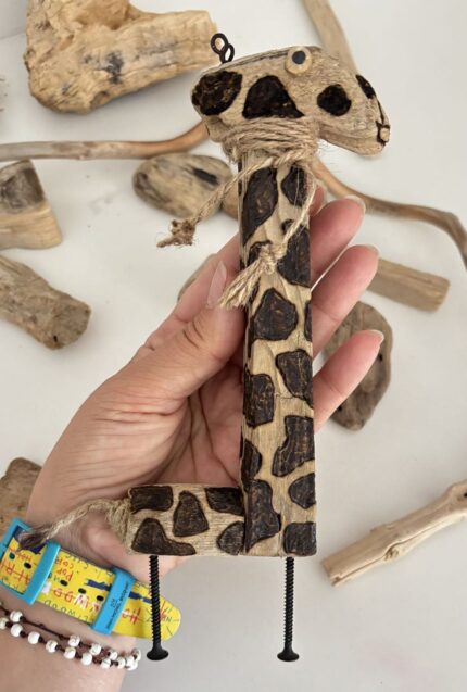 driftwood giraffe