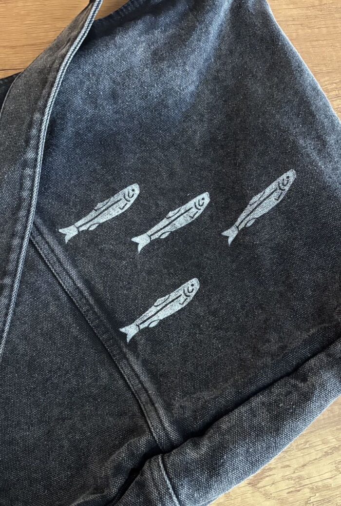 black denim shoulder bag – fish & bar map print