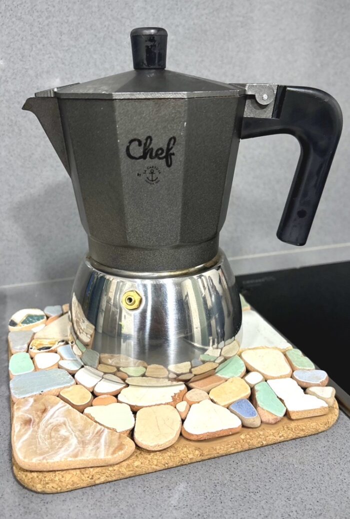 square sea tiles trivet