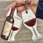 clay wall decor “wine & glass”