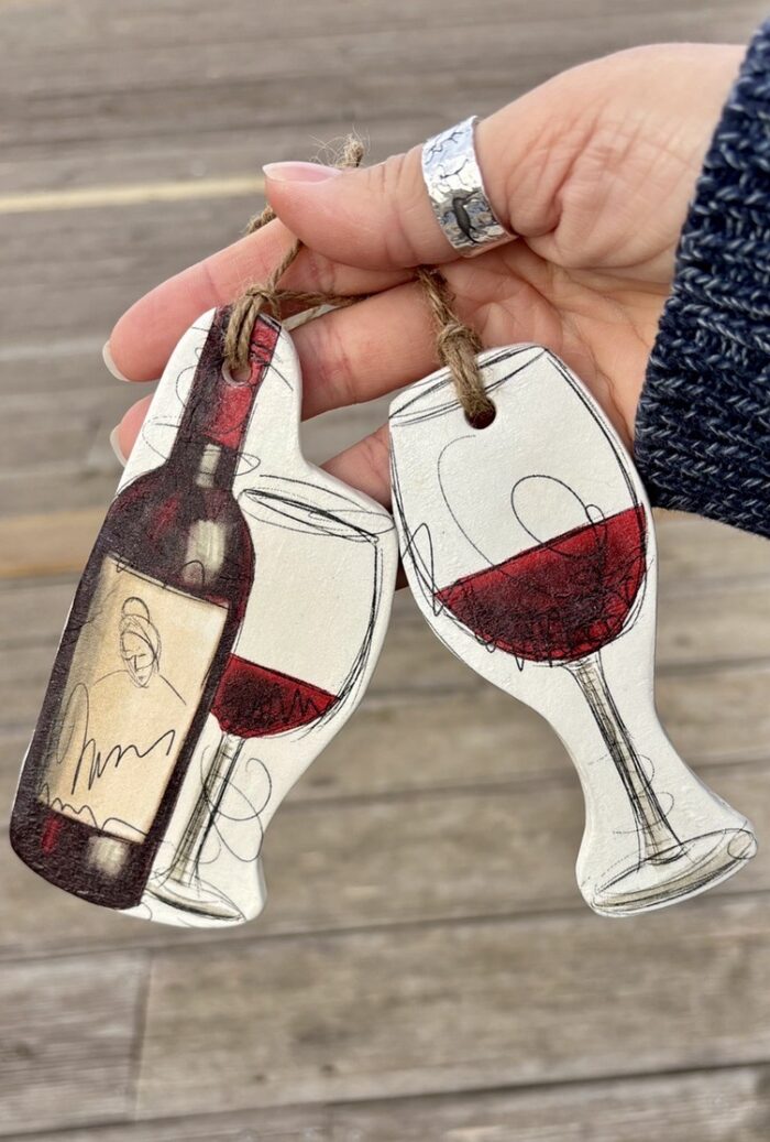 clay wall decor “wine & glass”
