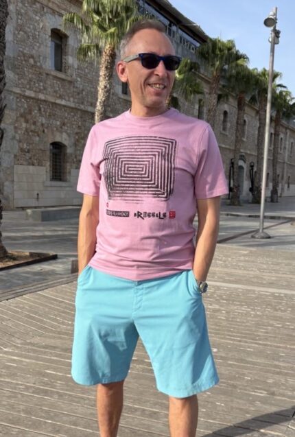 brussels manhole cover print t shirt